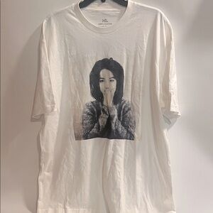 Men Graphic Tshirt Size XL